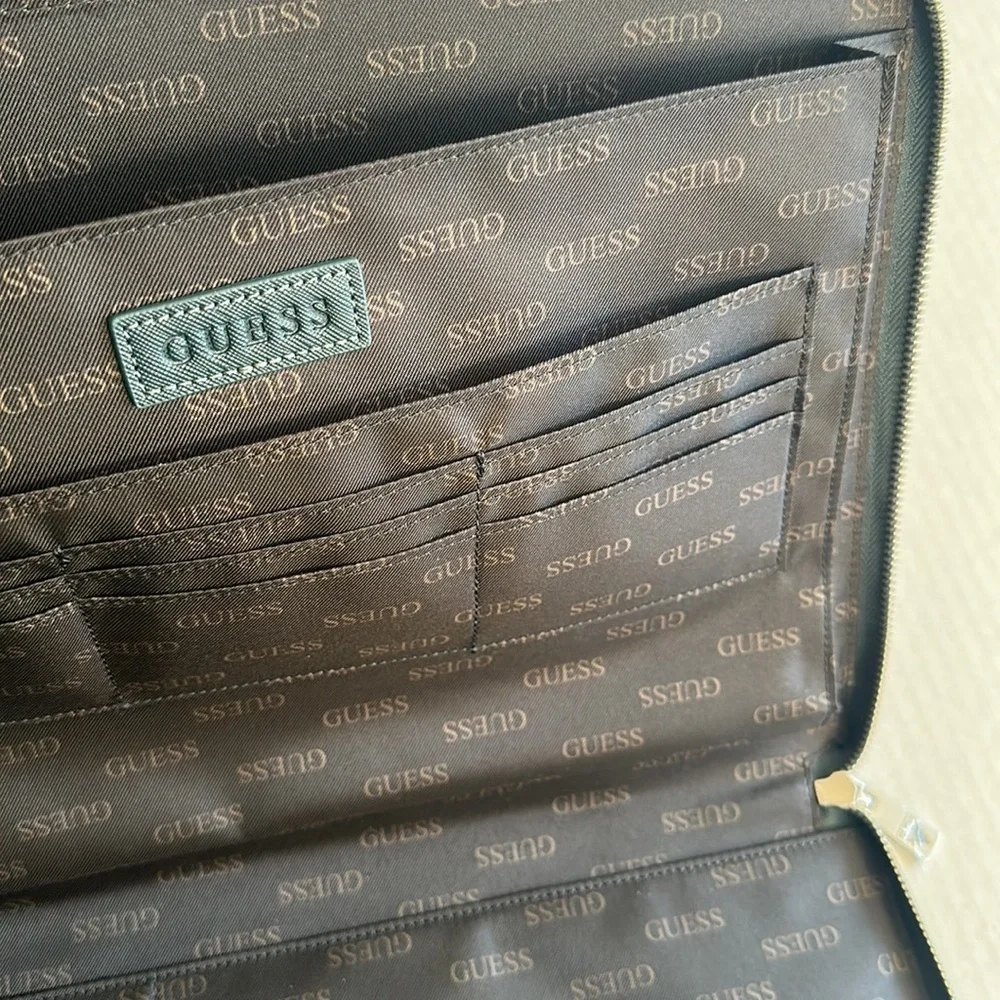 New GUESS Men’s Laptop Document Bag